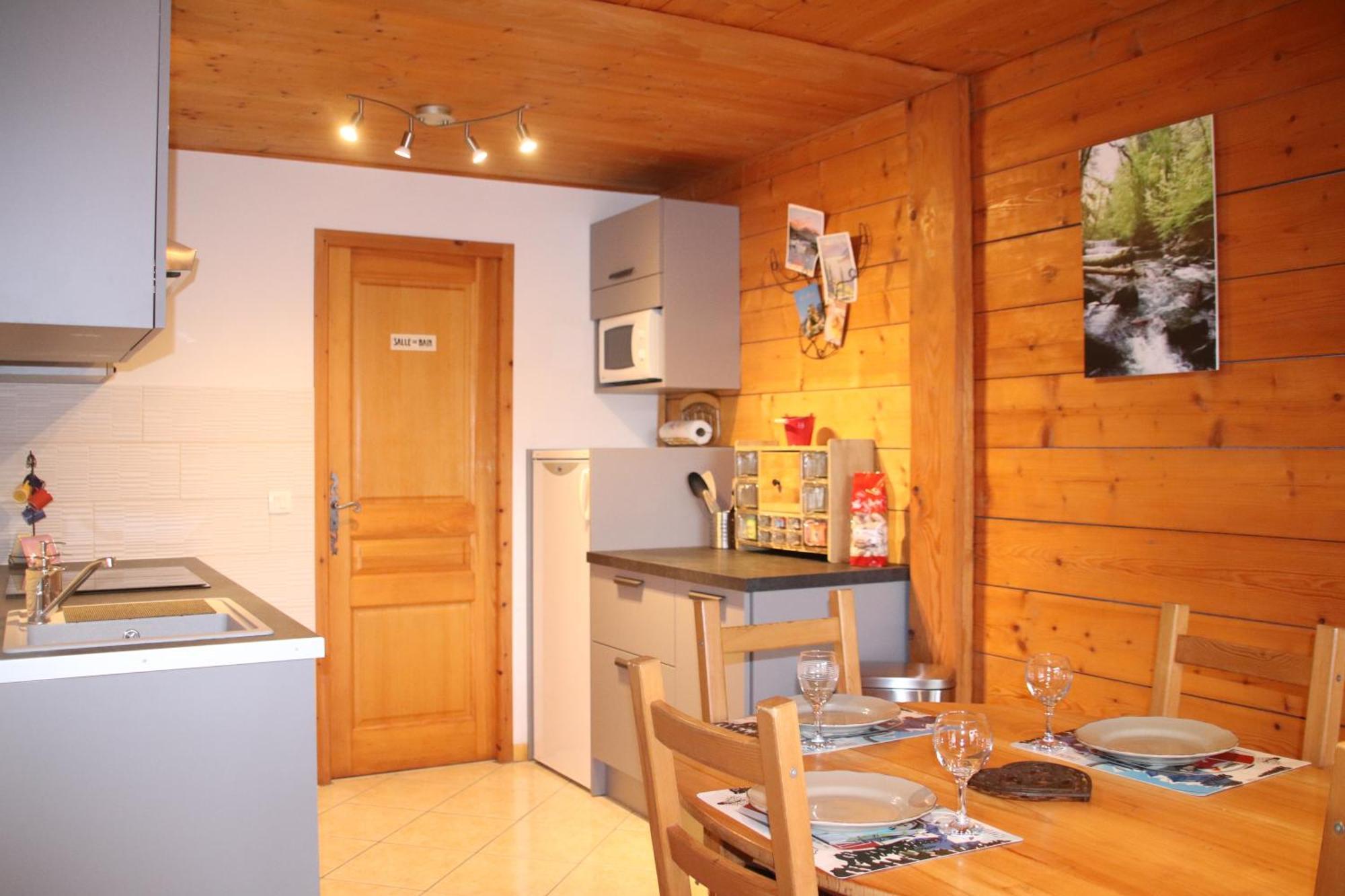 Logement Entre Lac Et Montagnes Thônes Exterior foto